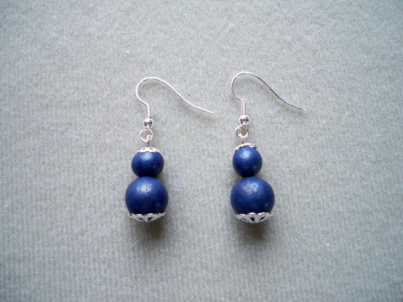 Boucles d'oreilles en pâte fimo bleues satinées