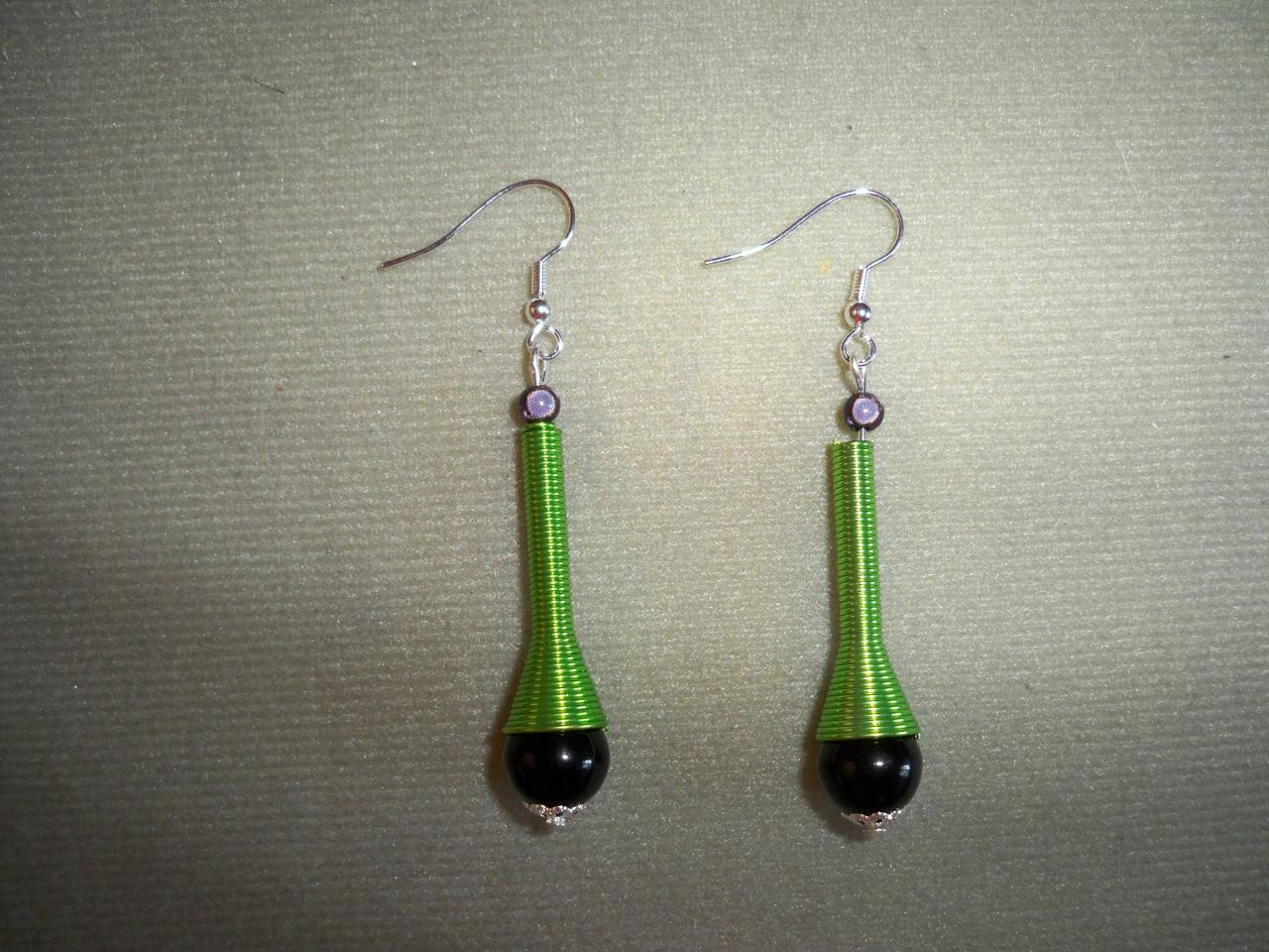 Boucles d'oreilles cône fileté vert anis