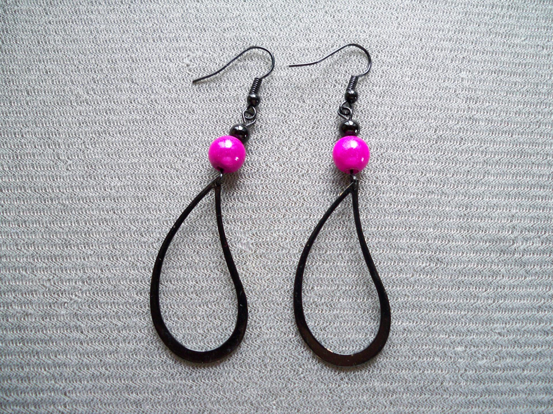 Boucles d'oreilles goutte et perle magique fuchsia